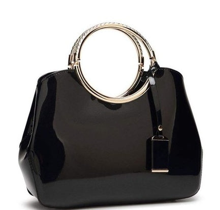 Stylish Women’s Shoulder Bag