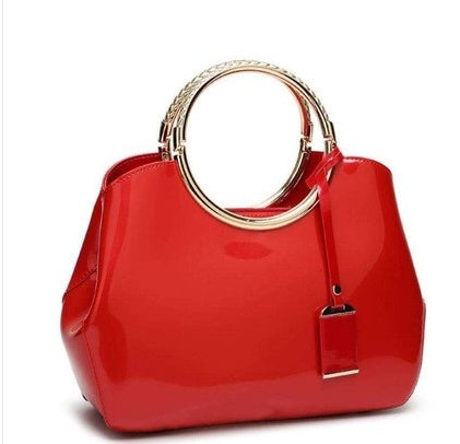 Stylish Women’s Shoulder Bag